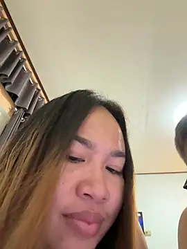 Snapshot of Ponthip chatting on February 2026 08:18:01 PM Ponthip online show from February 2026 08:18:01 PM