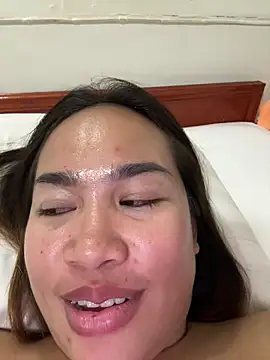 Snapshot of Ponthip chatting on February 2026 08:26:01 PM Ponthip online show from February 2026 08:26:01 PM