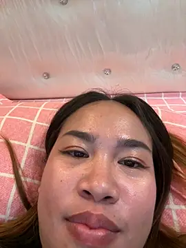 Snapshot of Ponthip chatting on February 2026 09:59:01 PM Ponthip online show from February 2026 09:59:01 PM