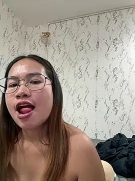 Ponthip online show from May 2026 07:00:02 PM