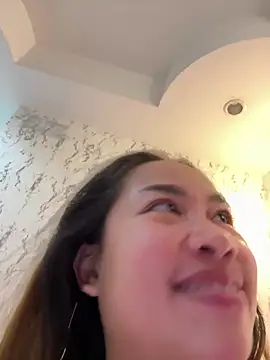 Ponthip online show from March 2026 06:04:02 PM