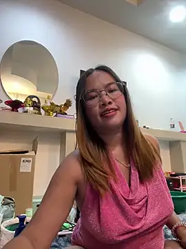 Ponthip online show from April 2026 01:13:01 PM