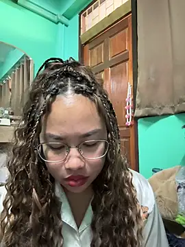 Snapshot of Ponthip chatting on February 2026 09:55:01 AM Ponthip online show from February 2026 09:55:01 AM