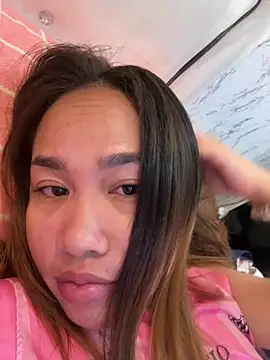 Snapshot of Ponthip chatting on March 2026 10:26:02 AM Ponthip online show from March 2026 10:26:02 AM