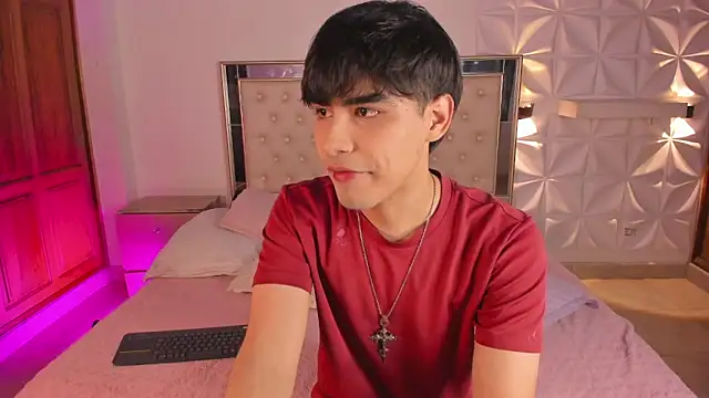IamJuanJoc online show from June 2026 03:47:01 AM