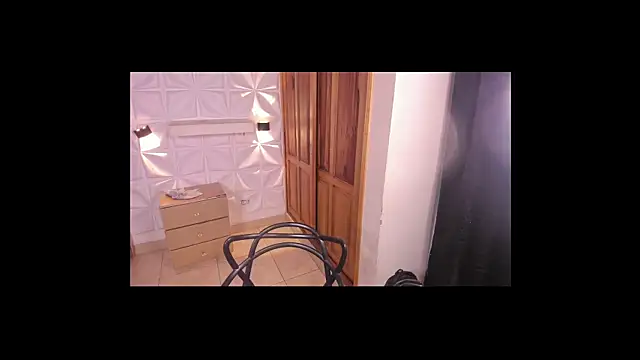 IamJuanJoc online show from April 2026 04:59:01 AM