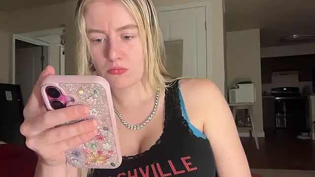 blondebunny999 999 online show from February 2026 04:21:02 AM