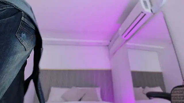 ashvalentine online show from February 2026 07:36:02 PM