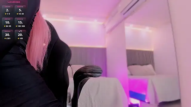 ashvalentine online show from January 2026 07:50:01 PM