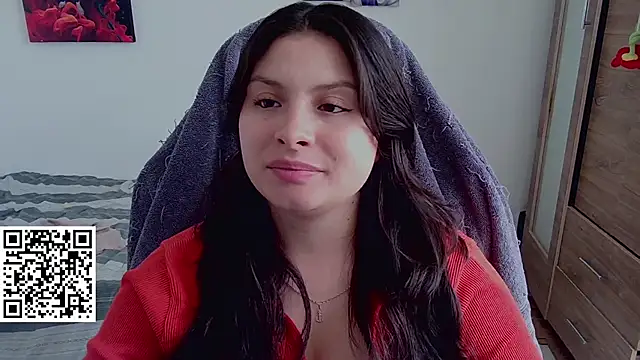 yessica gomez01 online show from April 2026 07:18:01 PM