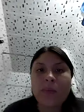 yessica gomez01 online show from April 2026 07:56:02 PM