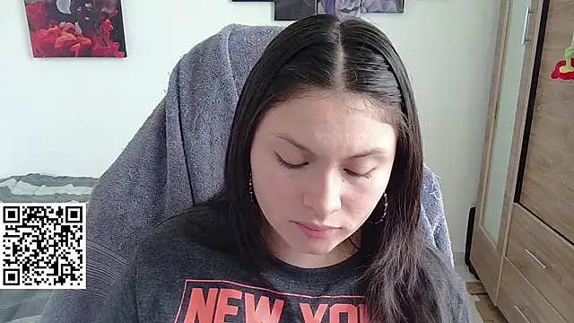 yessica gomez01 online show from April 2026 06:55:02 PM