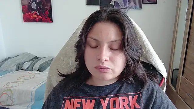 yessica gomez01 online show from May 2026 08:41:06 PM