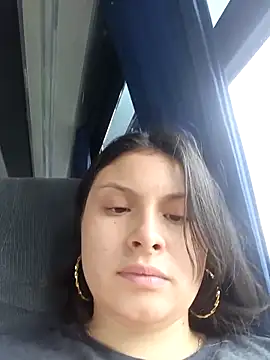 yessica gomez01 online show from March 2026 06:08:01 PM