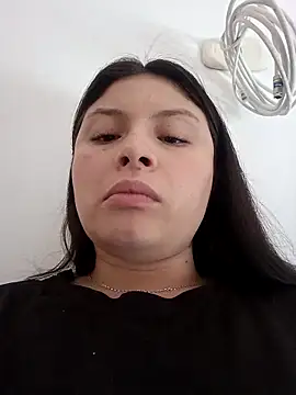 yessica gomez01 online show from February 2026 02:28:01 PM