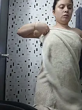 yessica gomez01 online show from May 2026 07:58:02 PM