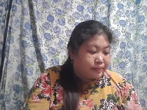 Snapshot of pinay_rose14 chatting on May 2026 01:38:01 PM pinay rose14 online show from May 2026 01:38:01 PM