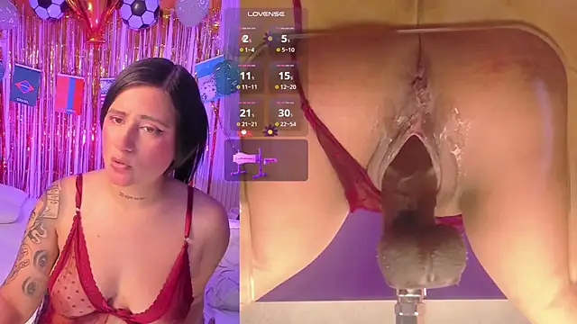 MelanyHolsen online show from July 2026 08:42:02 PM