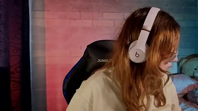 Mia Franklyn online show from March 2026 03:47:01 PM