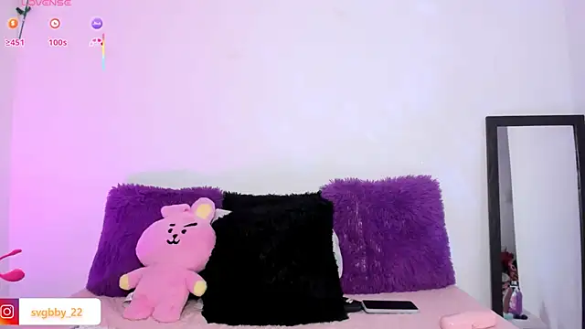 Snapshot of savage_bbygirl chatting on May 2026 04:43:02 AM savage bbygirl online show from May 2026 04:43:02 AM