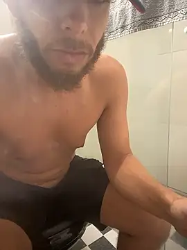 Olhoosclaros online show from January 2026 03:37:01 PM