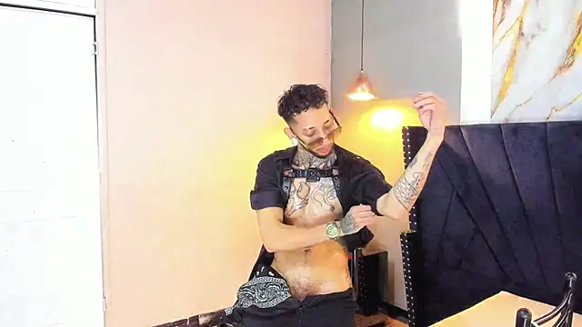 axel valtier online show from January 2026 03:43:02 AM