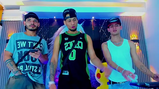 The Gods In Diamonds online show from January 2026 05:33:01 AM