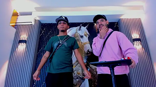 The Gods In Diamonds online show from March 2026 05:08:02 AM