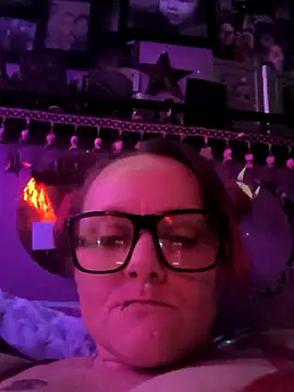 DisireAfterDark online show from February 2026 10:33:01 AM