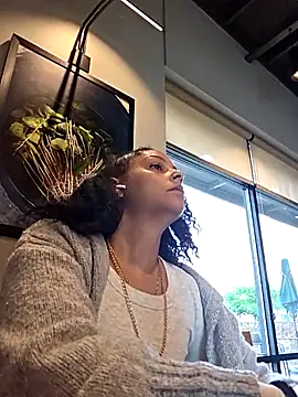 tastesosweet online show from April 2026 06:00:01 PM