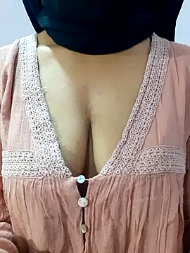 cutehotwife online show from February 2026 03:50:01 AM