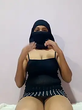 cutehotwife online show from February 2026 01:10:01 PM