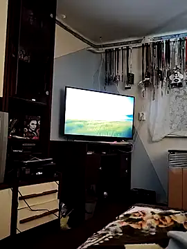 Krisijean72 online show from January 2026 12:33:01 PM