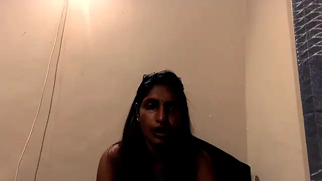 indianhoney69 online show from April 2026 06:00:02 PM