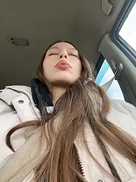 LeiaMood online show from March 2026 04:52:01 AM