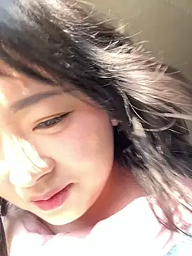 Snapshot of Mloy-01 chatting on February 2026 06:48:02 AM Mloy-01 online show from February 2026 06:48:02 AM