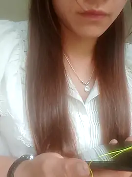 jjennyyy online show from April 2026 06:31:02 AM