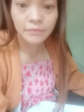 Snapshot of jjennyyy chatting on April 2026 02:38:01 AM jjennyyy online show from April 2026 02:38:01 AM