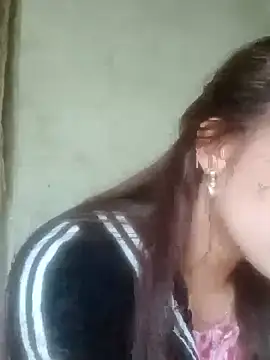 Snapshot of jjennyyy chatting on February 2026 01:47:04 AM jjennyyy online show from February 2026 01:47:04 AM