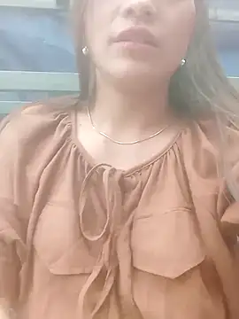 Snapshot of jjennyyy chatting on February 2026 08:25:01 AM jjennyyy online show from February 2026 08:25:01 AM