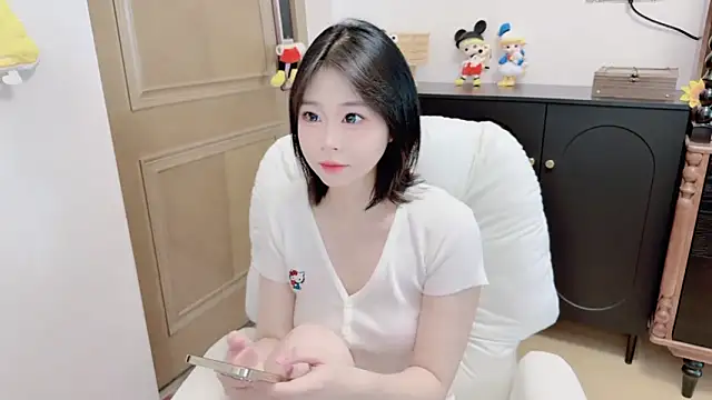 Onefiona online show from June 2026 05:39:01 AM