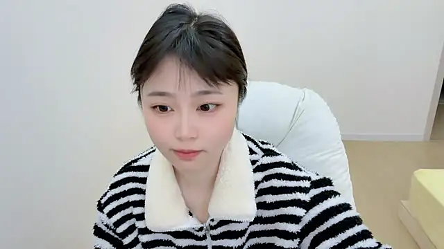 Onefiona online show from April 2026 06:52:02 AM