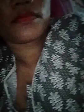 Snapshot of Zaara101 chatting on June 2026 01:16:02 AM Zaara101 online show from June 2026 01:16:02 AM