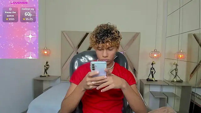 Anyelo Twink online show from March 2026 05:08:01 AM