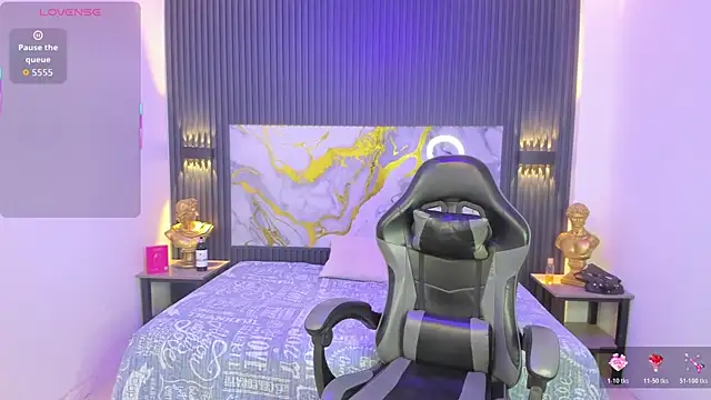 Anyelo Twink online show from April 2026 05:28:02 PM