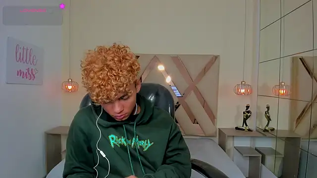 Anyelo Twink online show from July 2026 04:30:01 AM