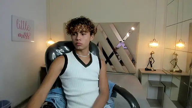 Anyelo Twink online show from March 2026 08:24:02 PM