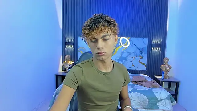 Anyelo Twink online show from March 2026 04:14:01 AM