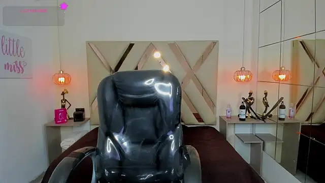 Anyelo Twink online show from June 2026 04:45:01 AM