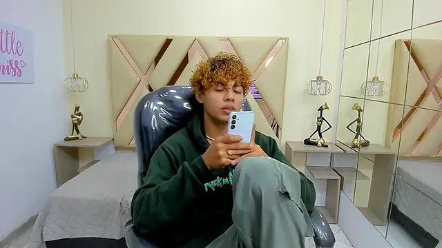 Anyelo Twink online show from March 2026 08:16:02 PM